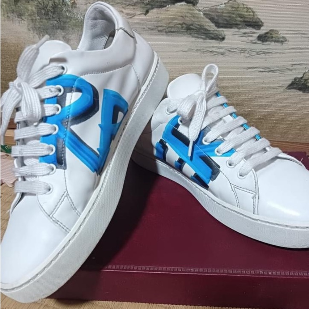 Burberry sneakers